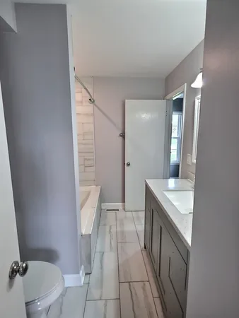$298,990 | 191 Lawn Court, Buffalo Grove, IL 60089