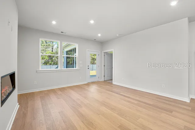 $525,000 | 70 Lockwood Drive, Bluffton, SC 29910