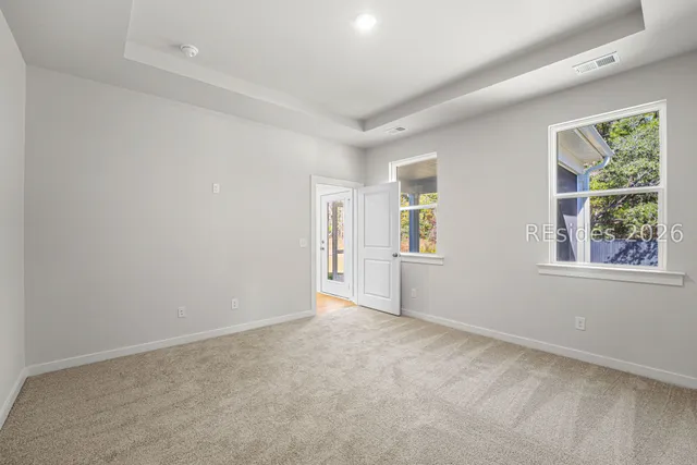 $525,000 | 70 Lockwood Drive, Bluffton, SC 29910