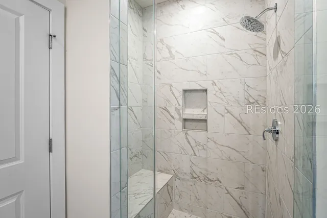 $525,000 | 70 Lockwood Drive, Bluffton, SC 29910