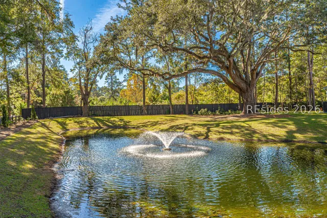 $525,000 | 70 Lockwood Drive, Bluffton, SC 29910