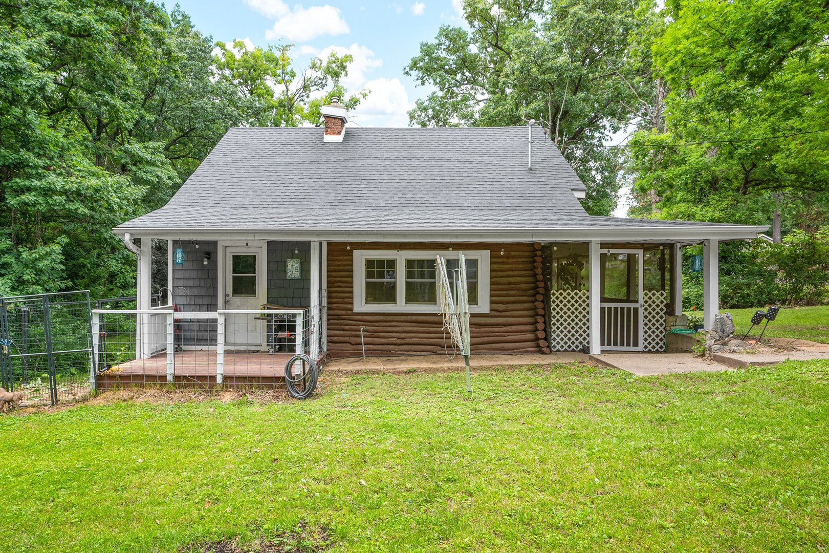 252 Sylvan Lane Creve Coeur, IL 61610 - Photo 3 of 30