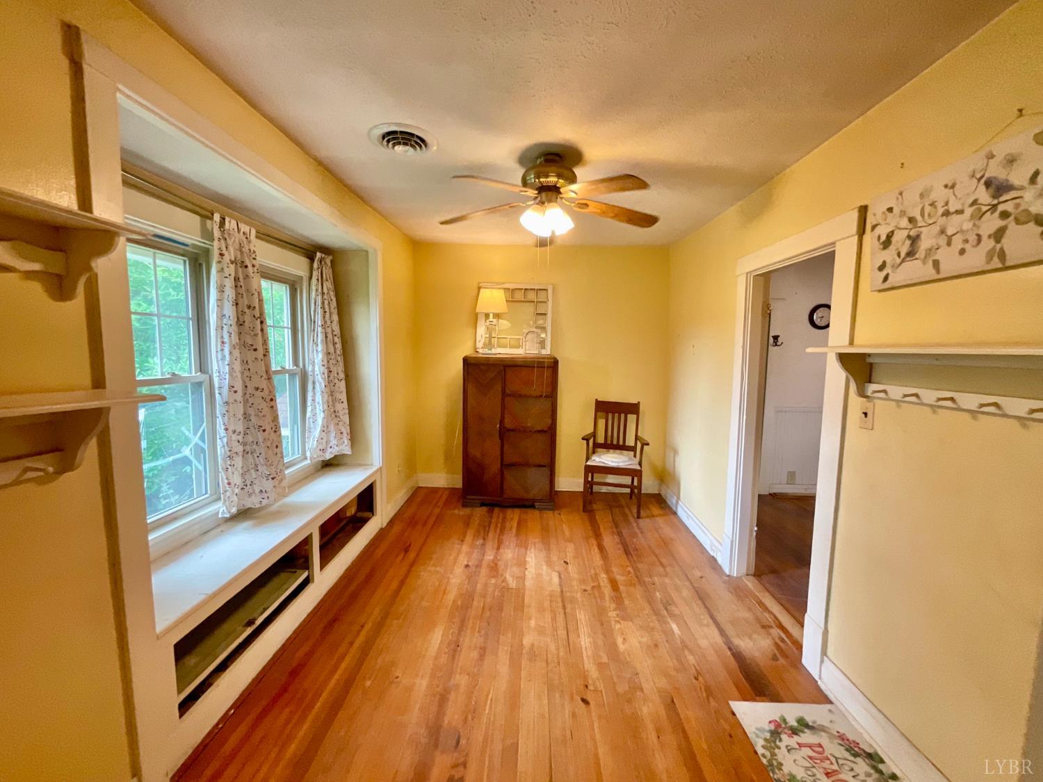 188 Washington Street Amherst, VA 24521 - Photo 9 of 20