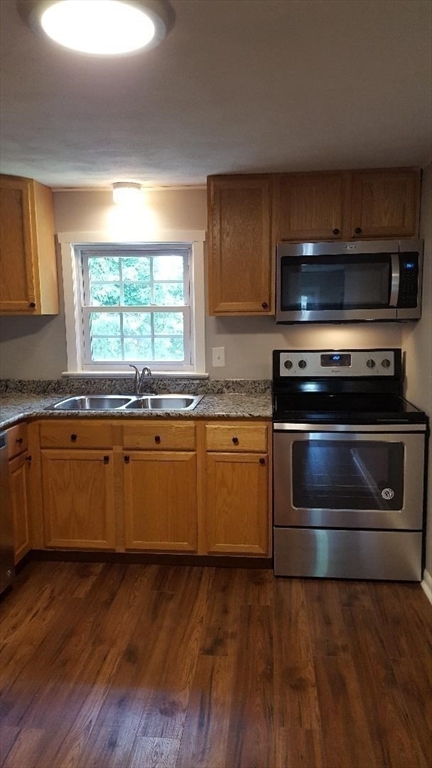16 Federal Hill Road, Unit 16 Auburn, MA 01501 - Photo 7 of 17
