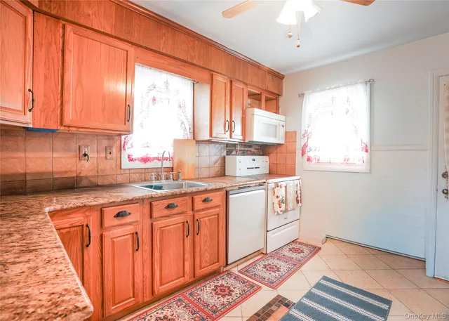 $379,000 | 390 Hufcut Road, Middletown, NY 10941