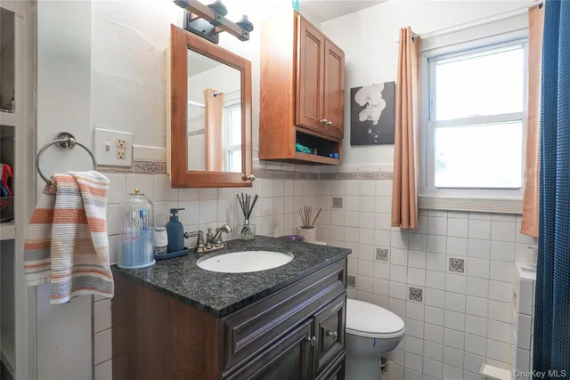 $379,000 | 390 Hufcut Road, Middletown, NY 10941