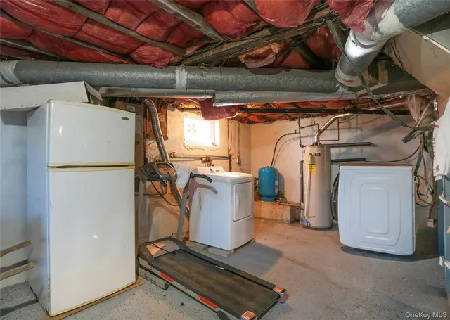 $379,000 | 390 Hufcut Road, Middletown, NY 10941