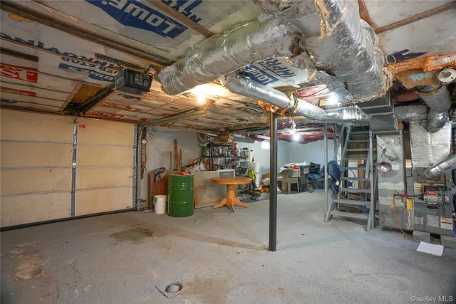 $379,000 | 390 Hufcut Road, Middletown, NY 10941