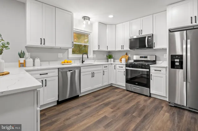 $649,900 | 2909 Shanandale Drive, Silver Spring, MD 20904