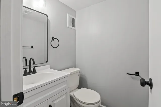 $649,900 | 2909 Shanandale Drive, Silver Spring, MD 20904