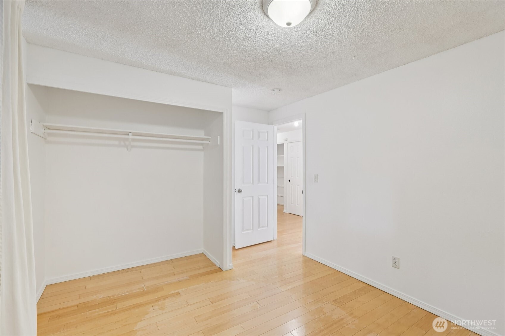 32229 2nd Avenue Southwest Federal Way, WA 98023 - Photo 16 of 40 a view of an empty room