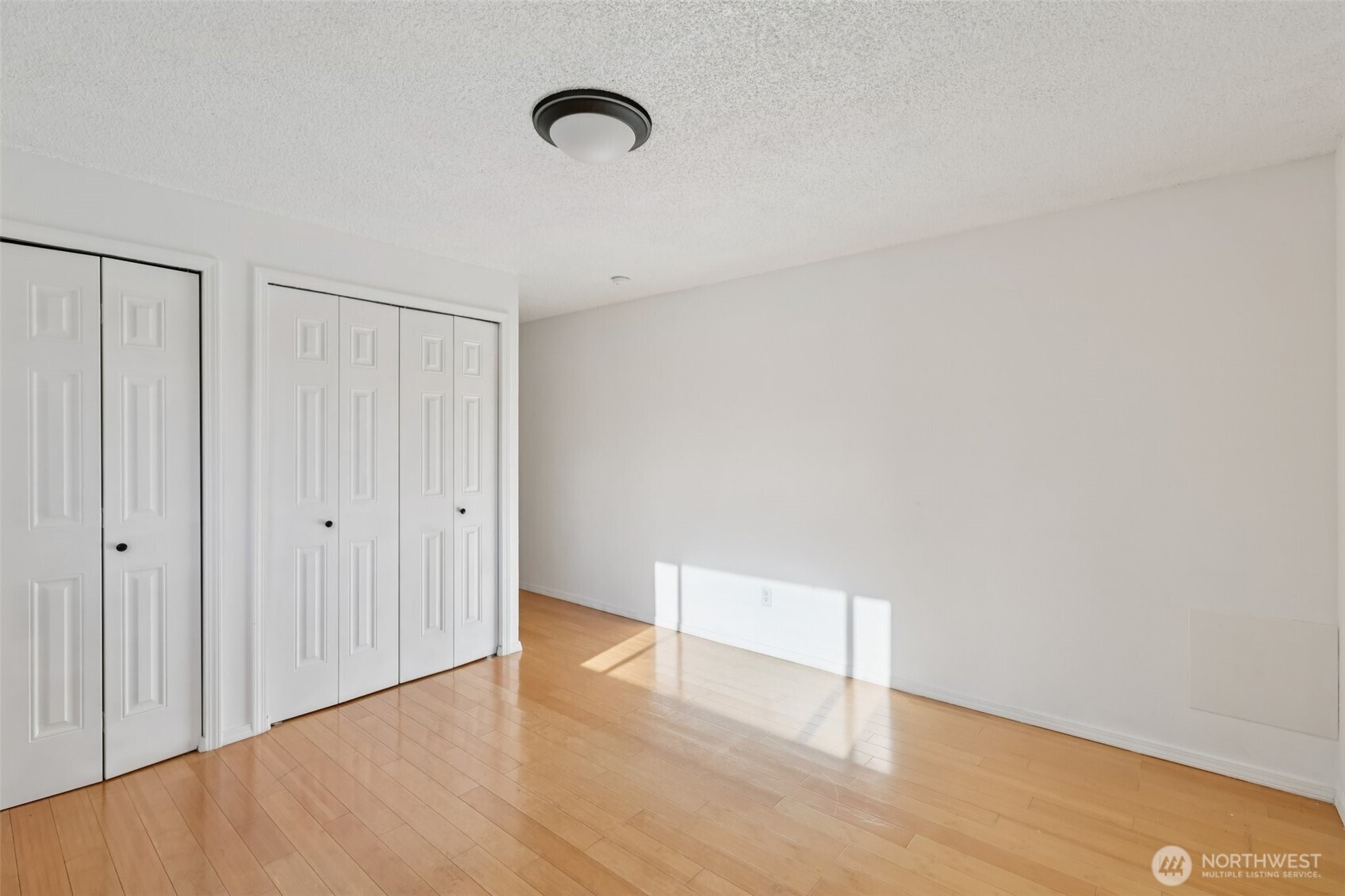 32229 2nd Avenue Southwest Federal Way, WA 98023 - Photo 19 of 40 a view of an empty room