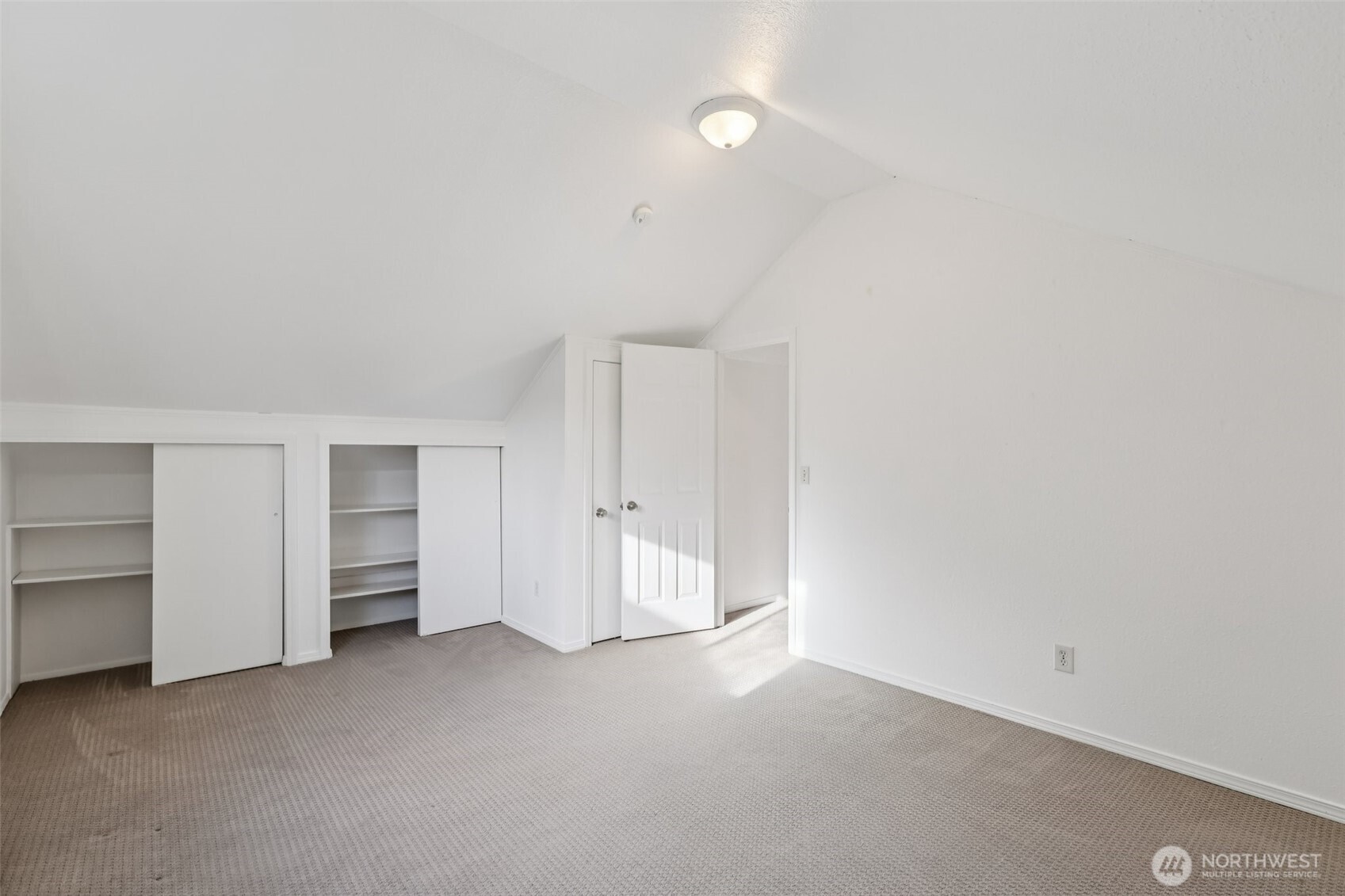 32229 2nd Avenue Southwest Federal Way, WA 98023 - Photo 29 of 40 a view of empty room