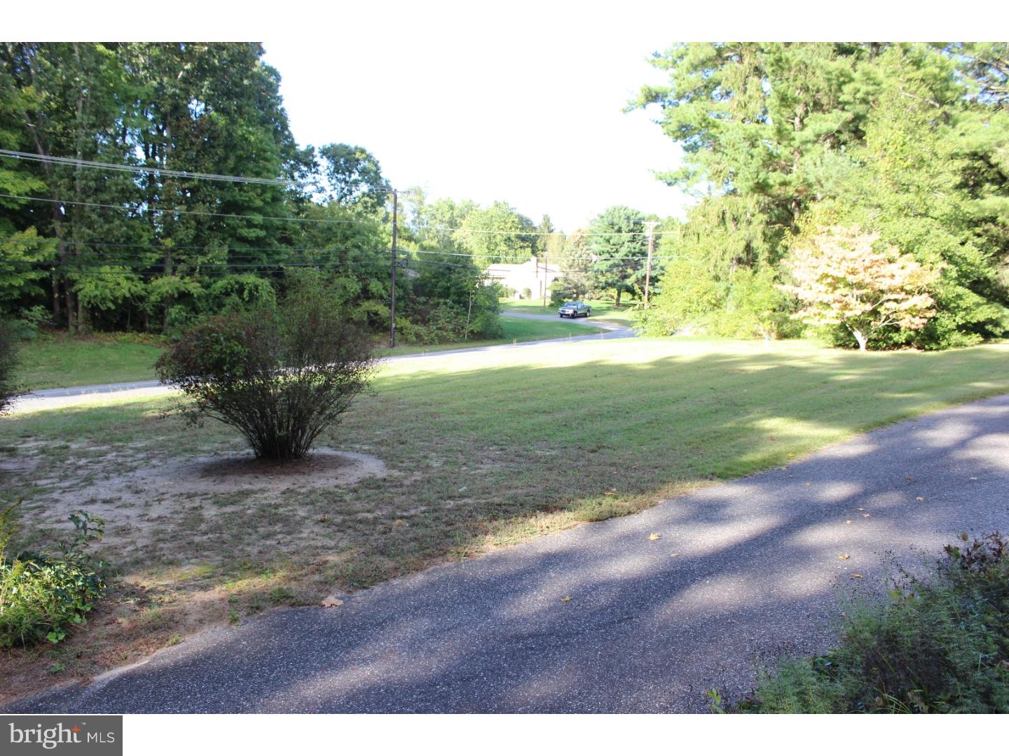 422 Greentree Road Sewell, NJ 08080 - Photo 6 of 18 View 1