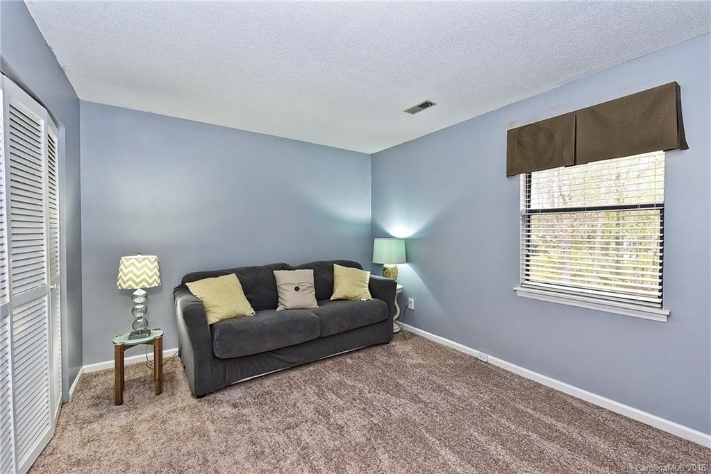 6306 Round Hill Road, Unit 5 Charlotte, NC 28211 - Photo 13 of 21 Gallery Image 13