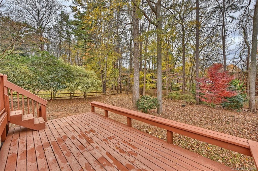 6306 Round Hill Road, Unit 5 Charlotte, NC 28211 - Photo 17 of 21 Gallery Image 17