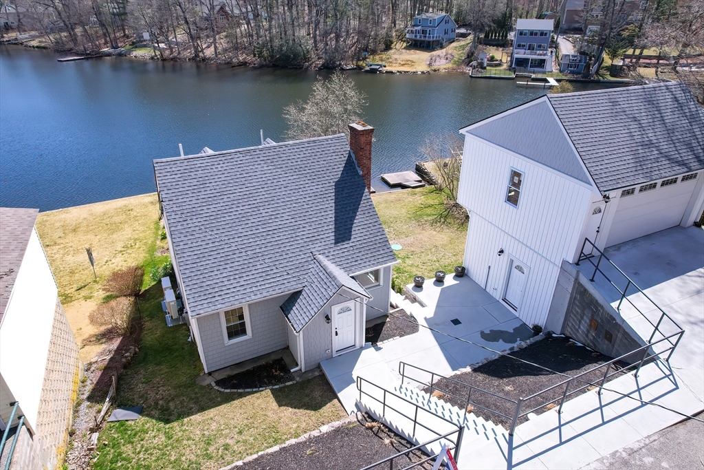 39 1/2 West Sutton Road Sutton, MA 01590 - Photo 2 of 39 Gallery Image 2