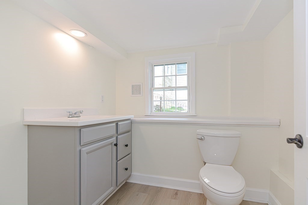 39 1/2 West Sutton Road Sutton, MA 01590 - Photo 33 of 39 Gallery Image 33