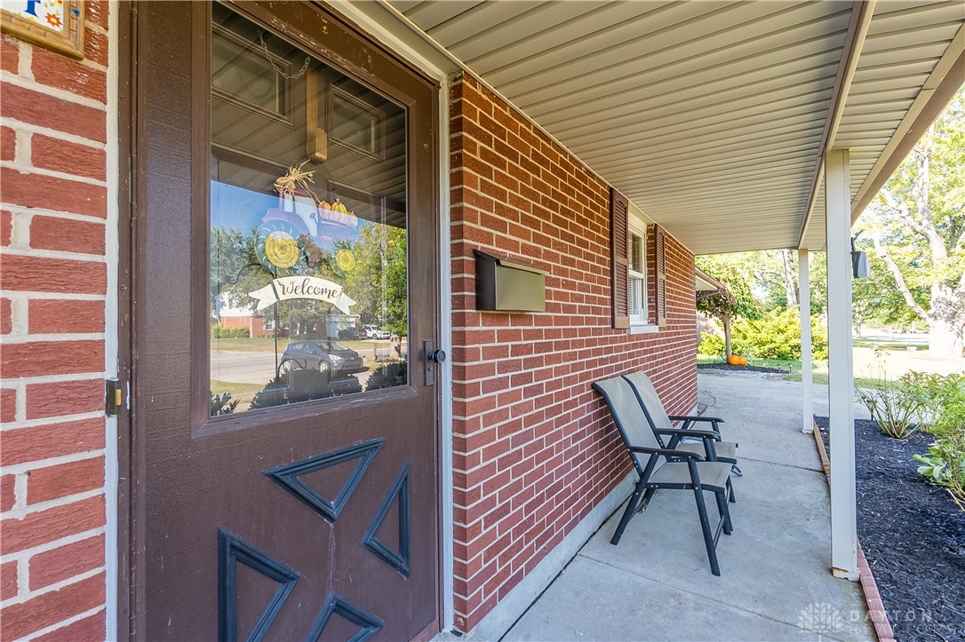 4224 Old Salem Road Clayton, OH 45322 - Photo 28 of 30 Porch