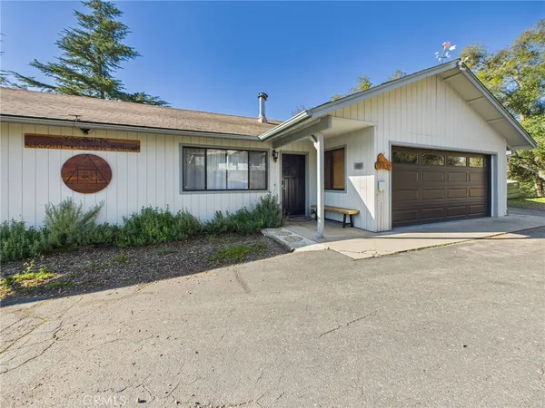 $849,000 | 43710 Hilltop Lane, Ahwahnee, CA 93601