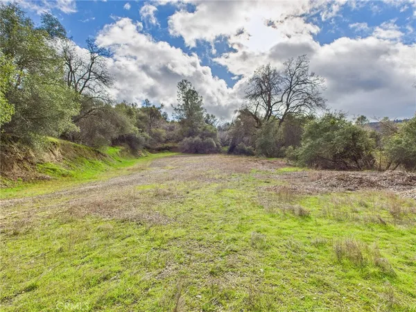 $849,000 | 43710 Hilltop Lane, Ahwahnee, CA 93601