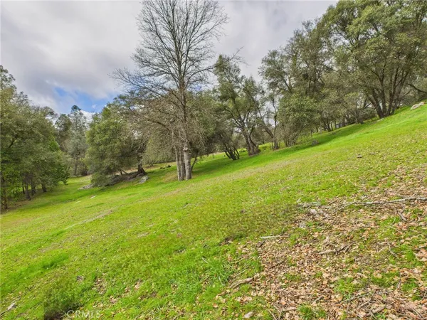 $849,000 | 43710 Hilltop Lane, Ahwahnee, CA 93601