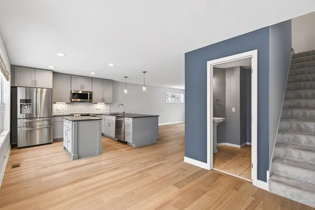 $389,900 | 1667 Arona Street, Unit 8, Falcon Heights, MN 55108