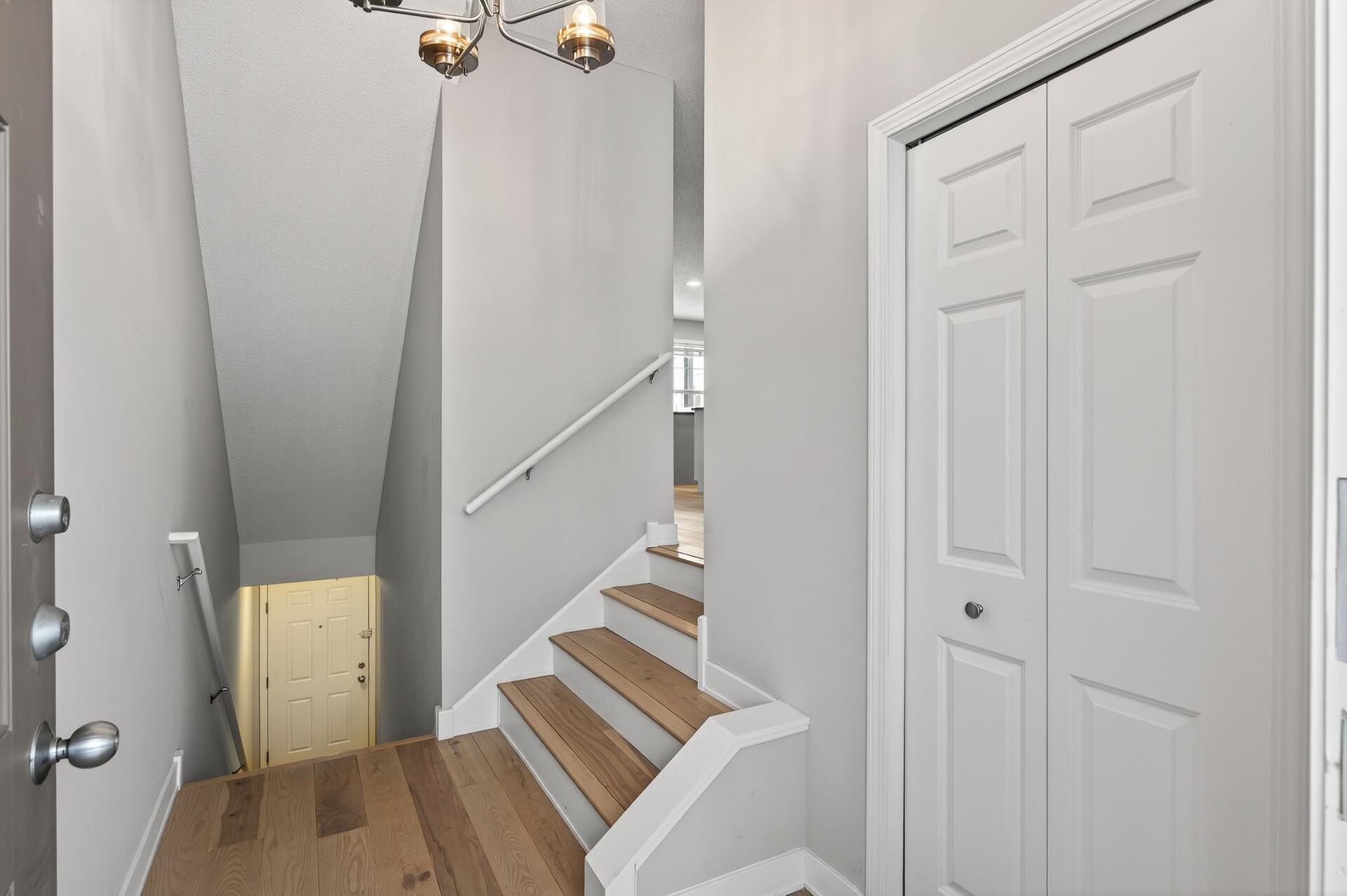 1667 Arona Street, Unit 8 Falcon Heights, MN 55108 - Photo 2 of 53