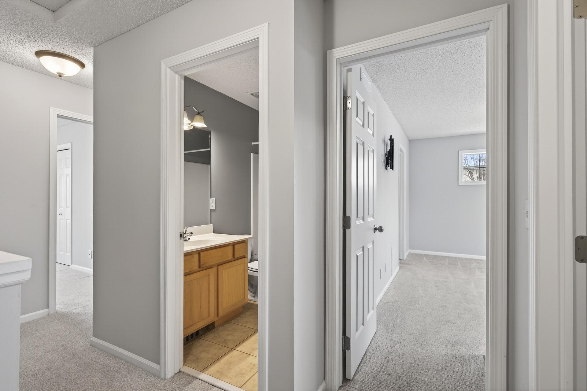 1667 Arona Street, Unit 8 Falcon Heights, MN 55108 - Photo 21 of 53