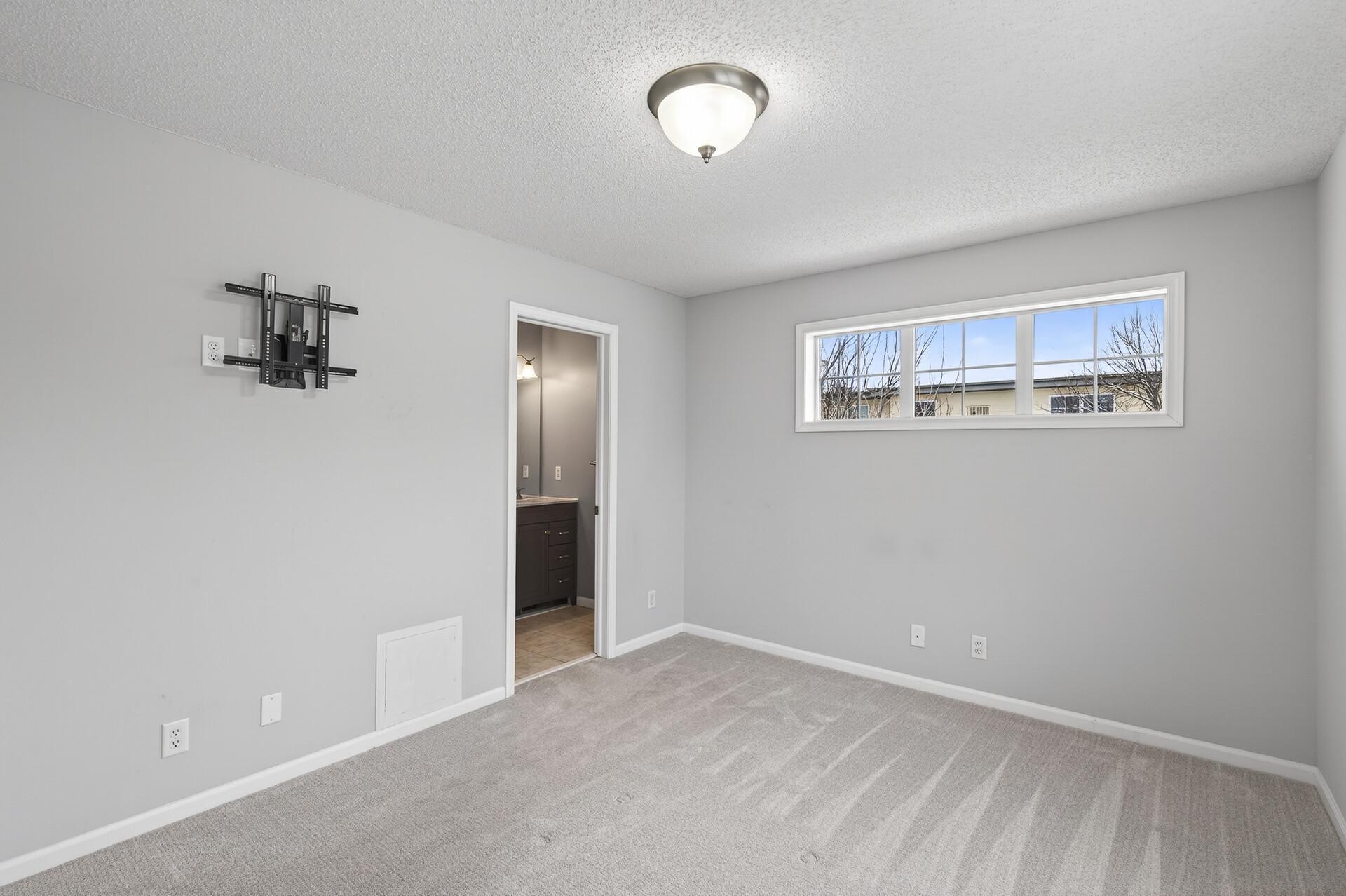 1667 Arona Street, Unit 8 Falcon Heights, MN 55108 - Photo 26 of 53