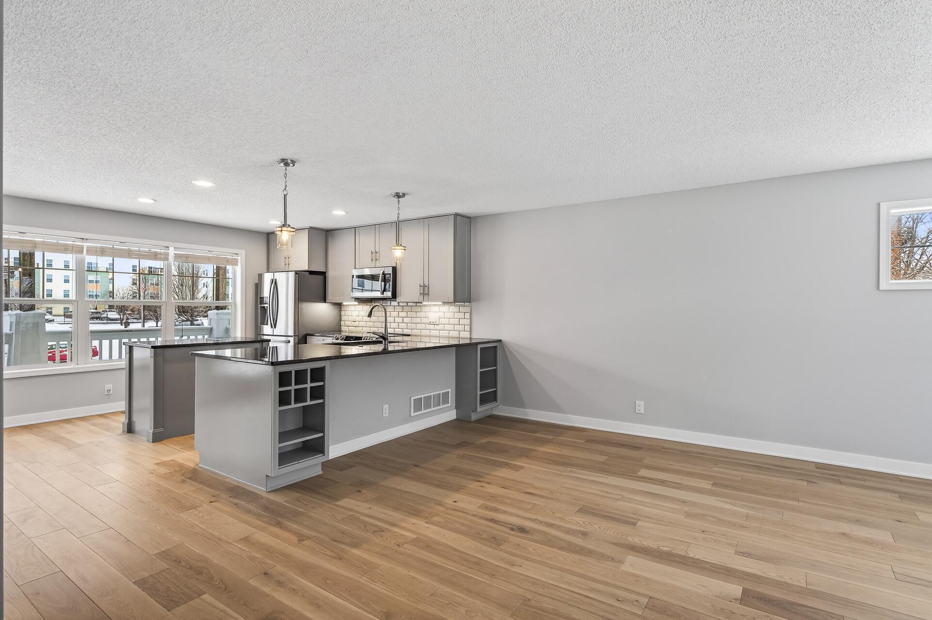 1667 Arona Street, Unit 8 Falcon Heights, MN 55108 - Photo 3 of 53