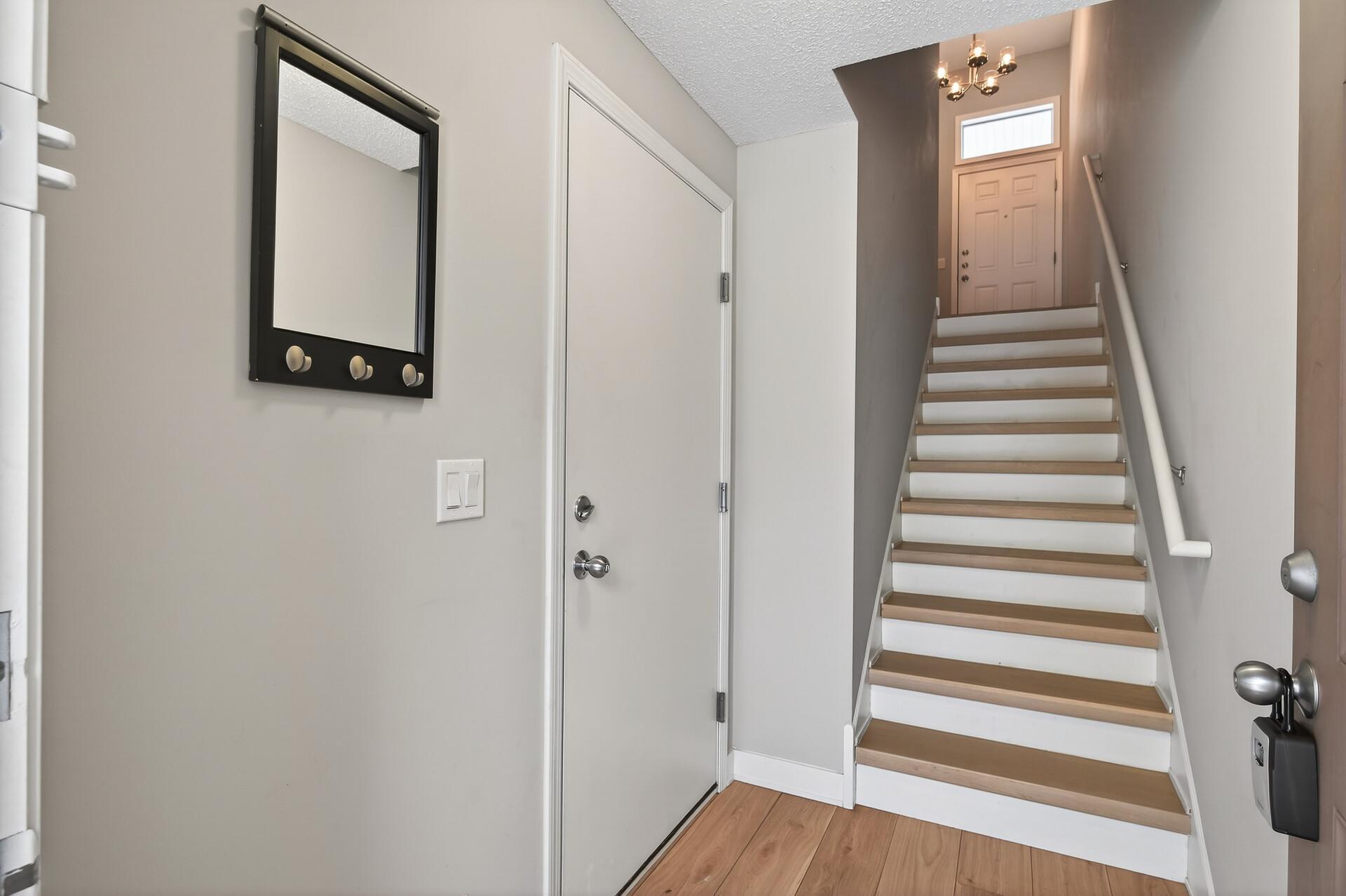 1667 Arona Street, Unit 8 Falcon Heights, MN 55108 - Photo 40 of 53