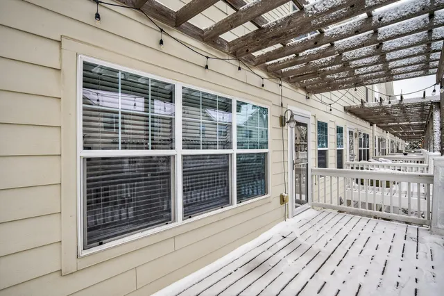 $389,900 | 1667 Arona Street, Unit 8, Falcon Heights, MN 55108