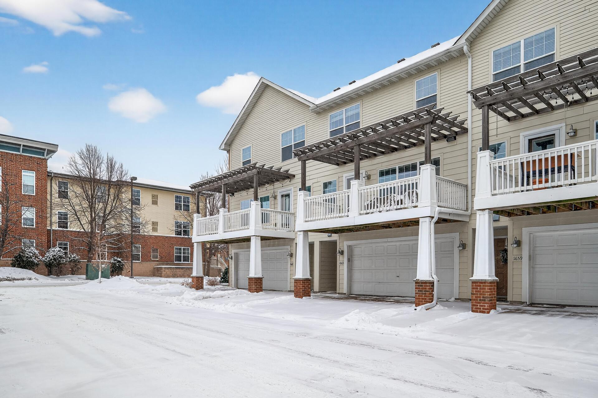 1667 Arona Street, Unit 8 Falcon Heights, MN 55108 - Photo 47 of 53