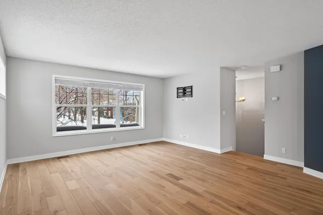 $389,900 | 1667 Arona Street, Unit 8, Falcon Heights, MN 55108