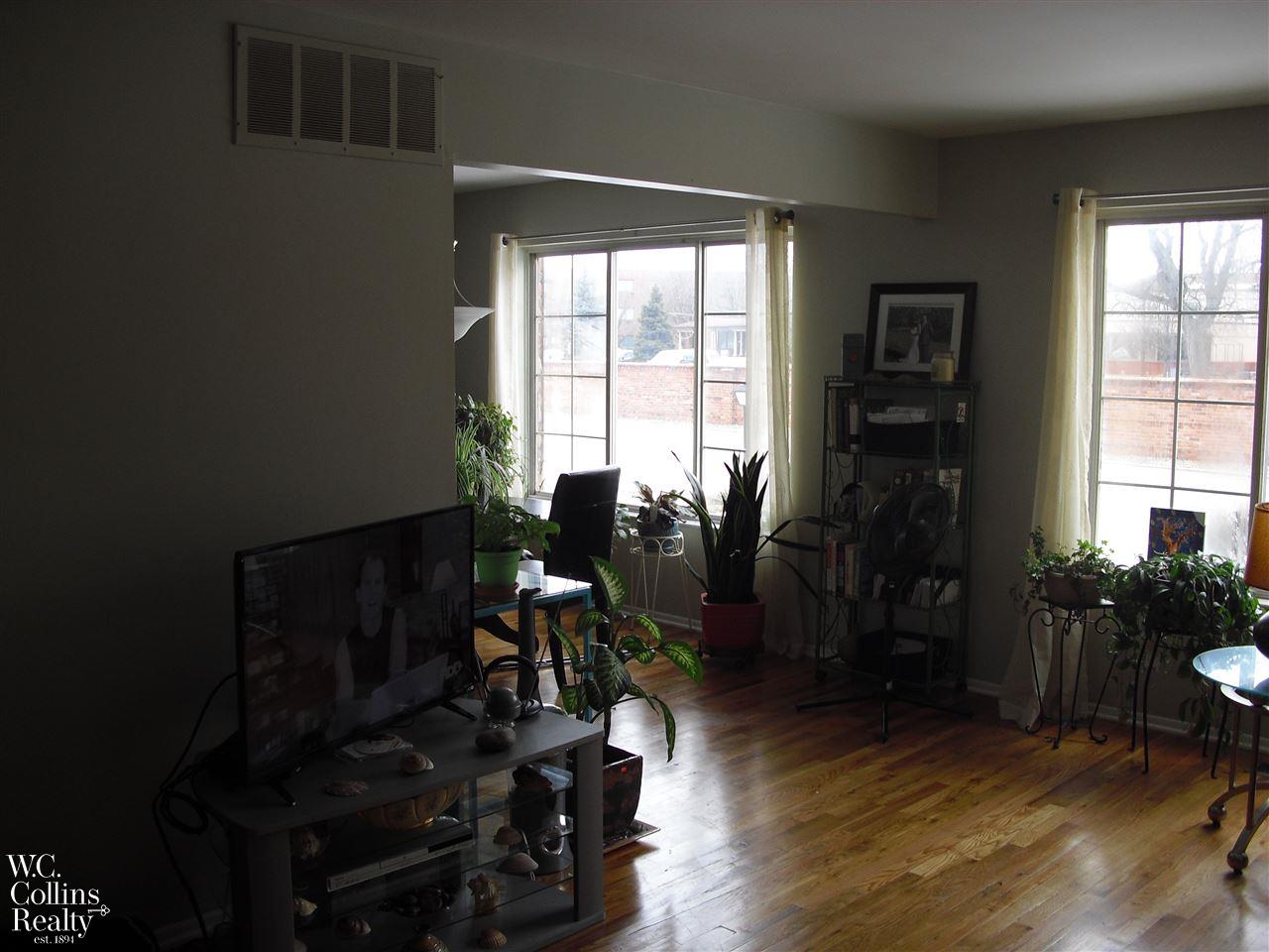 29572 Hoover Road Warren, MI 48093 - Photo 6 of 35