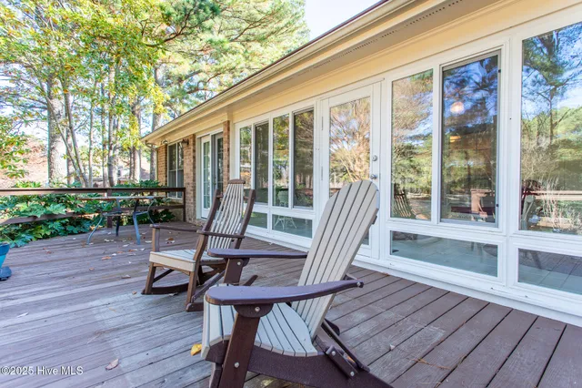 $539,000 | 122 Waccamaw Drive, Hertford, NC 27944