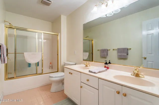 $539,000 | 122 Waccamaw Drive, Hertford, NC 27944