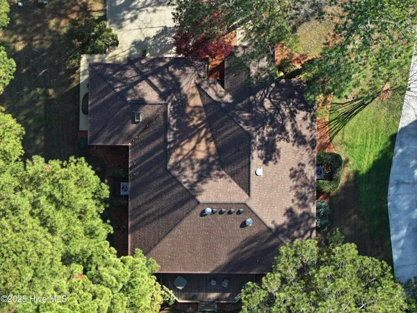 $539,000 | 122 Waccamaw Drive, Hertford, NC 27944