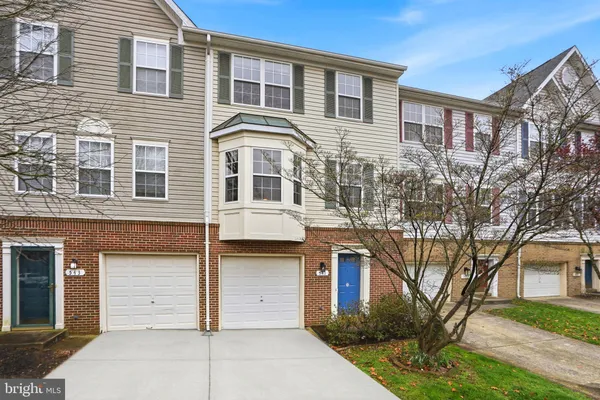 $455,000 | 541 Highland Towne Lane, Warrenton, VA 20186