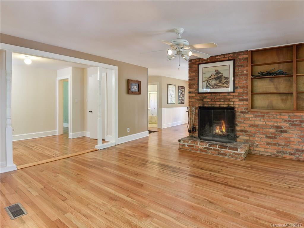 190 Dug Hill Road Landrum, SC 29356 - Photo 4 of 24