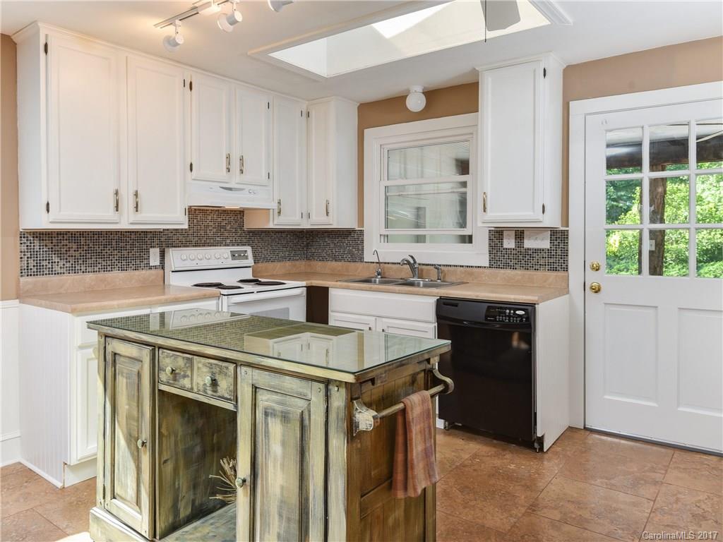 190 Dug Hill Road Landrum, SC 29356 - Photo 8 of 24