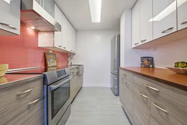 $1,495,000 | 1 Greene Street, Unit 305, Jersey City, NJ 07302