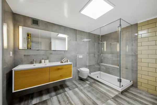 $1,495,000 | 1 Greene Street, Unit 305, Jersey City, NJ 07302