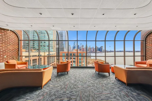 $1,495,000 | 1 Greene Street, Unit 305, Jersey City, NJ 07302