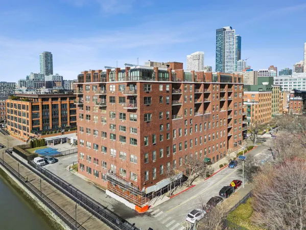 $1,495,000 | 1 Greene Street, Unit 305, Jersey City, NJ 07302
