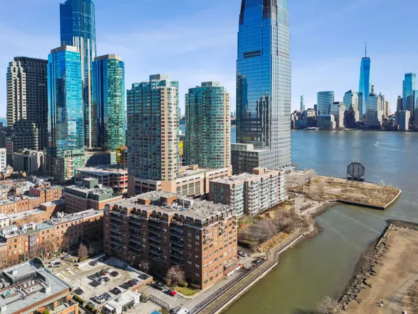 $1,495,000 | 1 Greene Street, Unit 305, Jersey City, NJ 07302