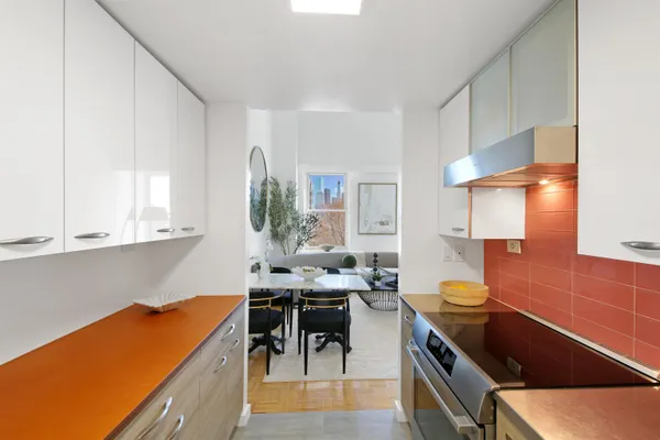 $1,495,000 | 1 Greene Street, Unit 305, Jersey City, NJ 07302
