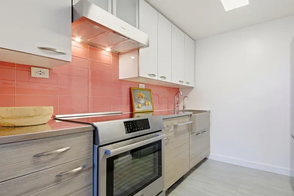 $1,495,000 | 1 Greene Street, Unit 305, Jersey City, NJ 07302