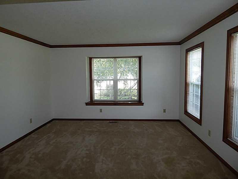 1203 Ryan Springfield, OH 45503 - Photo 3 of 24